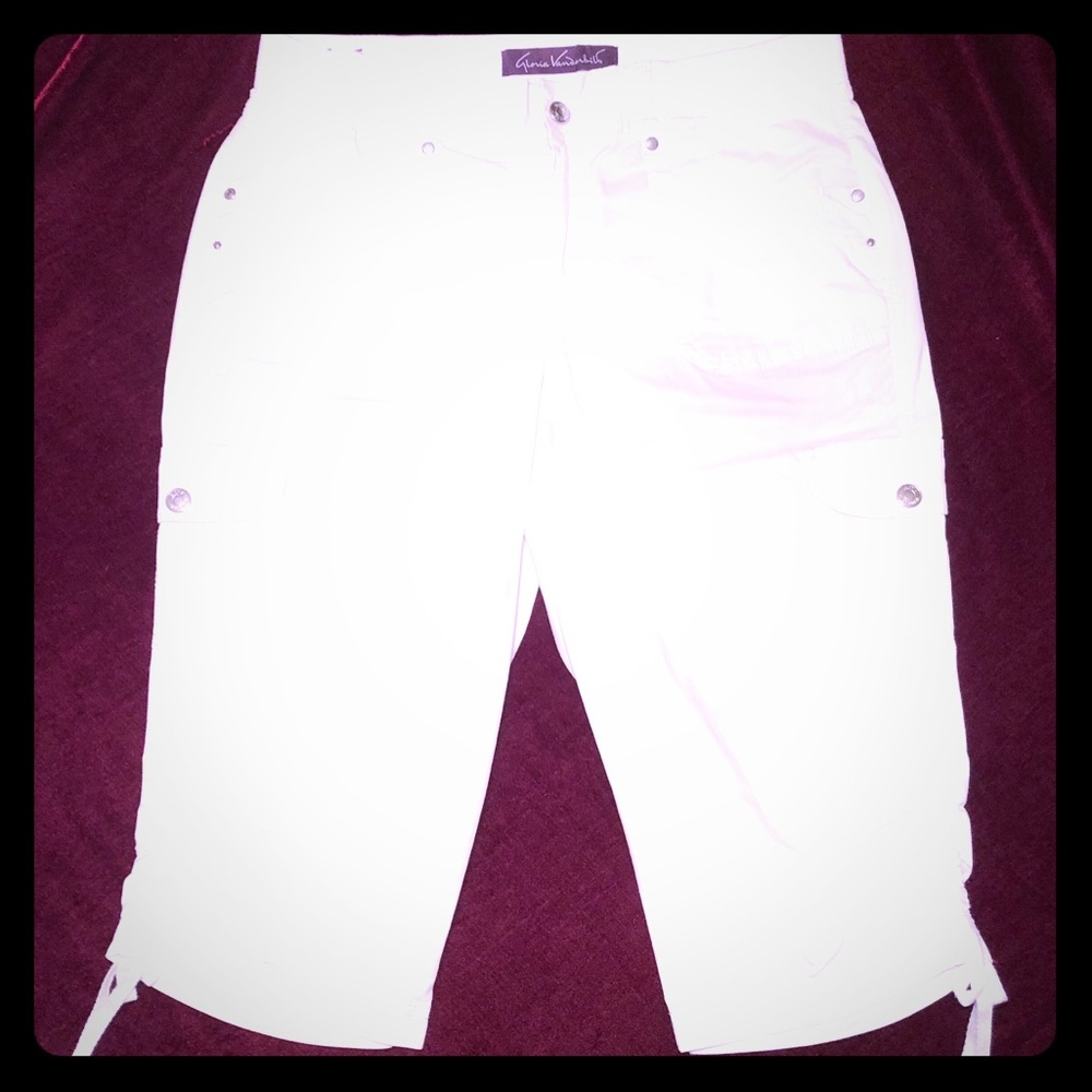 EUC Gloria Vanderbilt capris